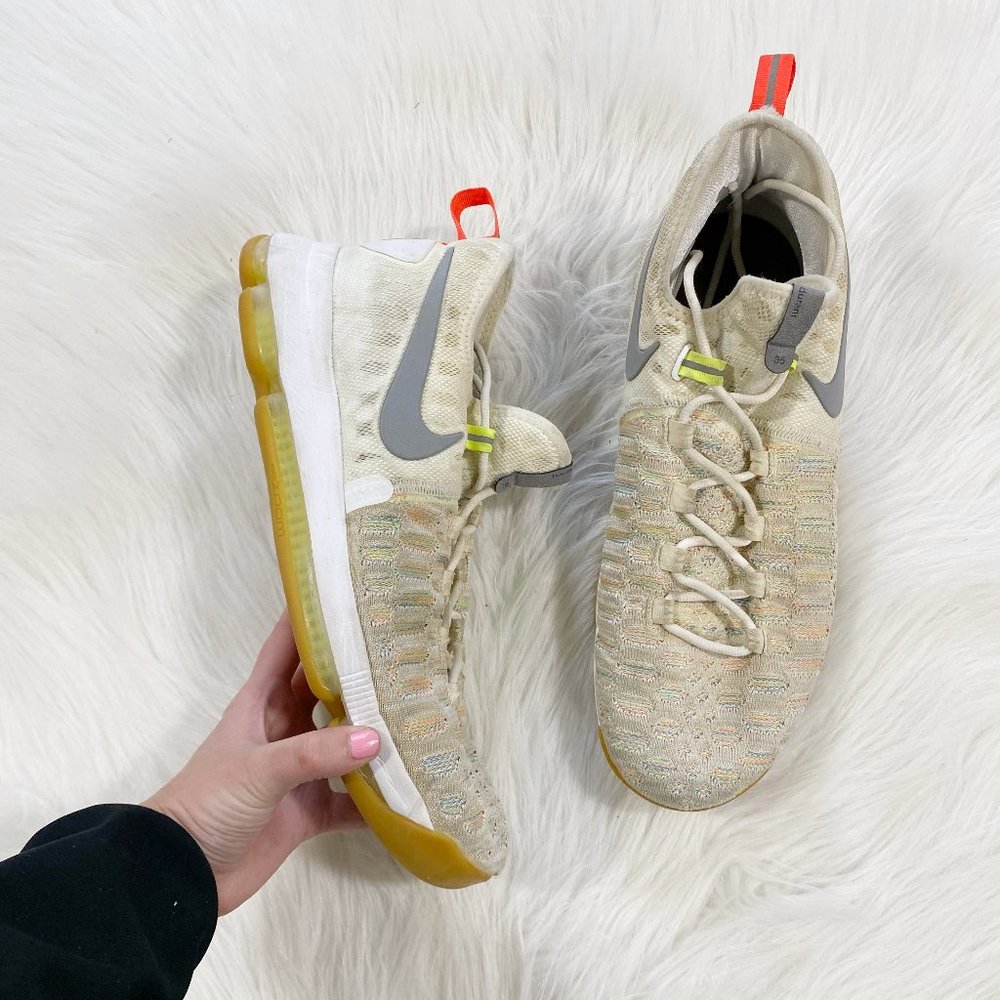 NIKE Zoom KD 9 'Summer Pack' White Athletic Shoe - Picture 2 of 7